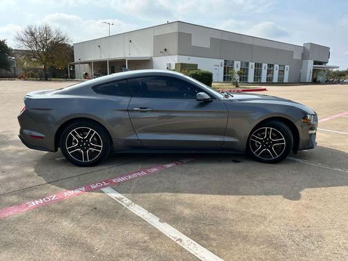 2021 Ford Mustang EcoBoost Premium