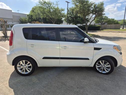 2013 Kia Soul +