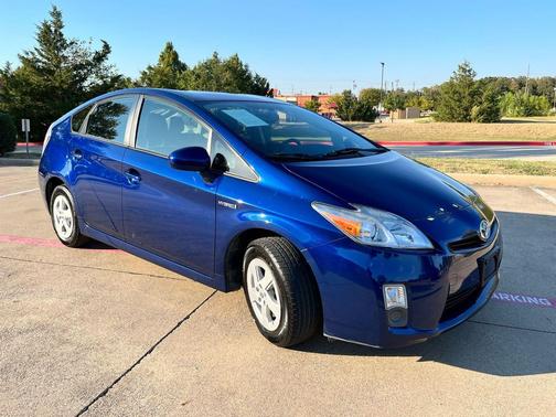 2010 Toyota Prius II