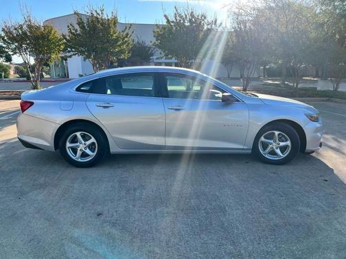 2017 Chevrolet Malibu 1LS