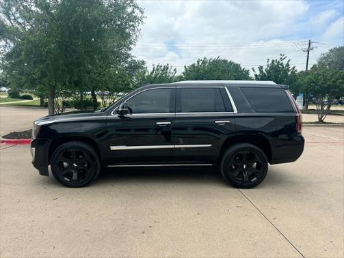 2019 Cadillac Escalade Platinum