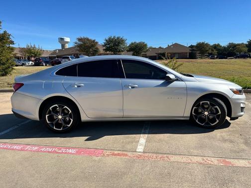 2022 Chevrolet Malibu LT