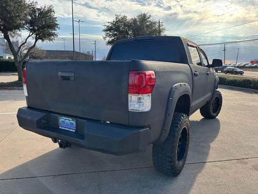 2011 Toyota Tundra Grade