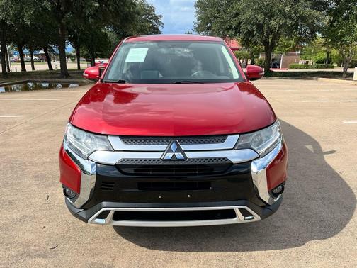 2019 Mitsubishi Outlander SE