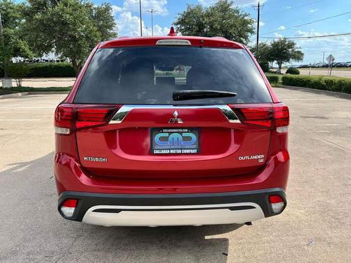 2019 Mitsubishi Outlander SE