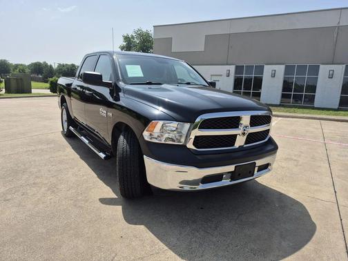 Black Clear Coat 2017 RAM 1500 SLT