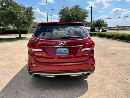 2017 Hyundai SANTA FE SE