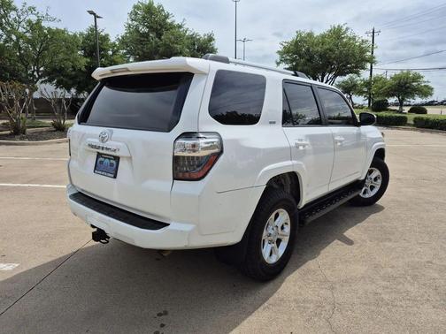 Super White 2019 Toyota 4Runner SR5