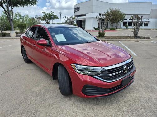 Kings Red Metallic 2024 Volkswagen Jetta 1.5T SE