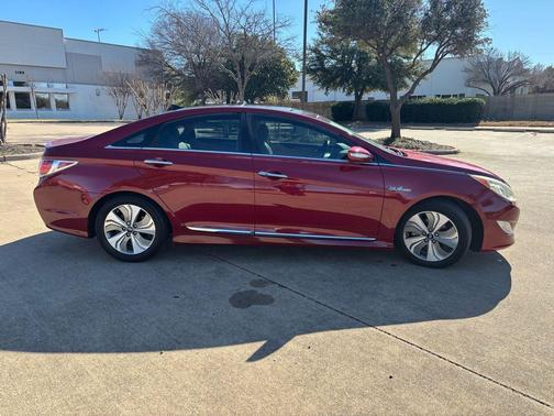 2014 Hyundai SONATA Hybrid Limited