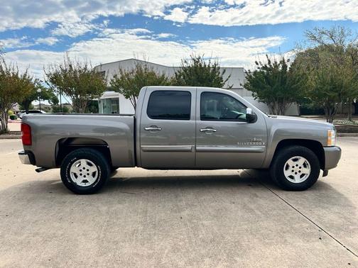 2009 Chevrolet Silverado 1500 LT Crew Cab