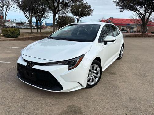 White 2022 Toyota Corolla LE