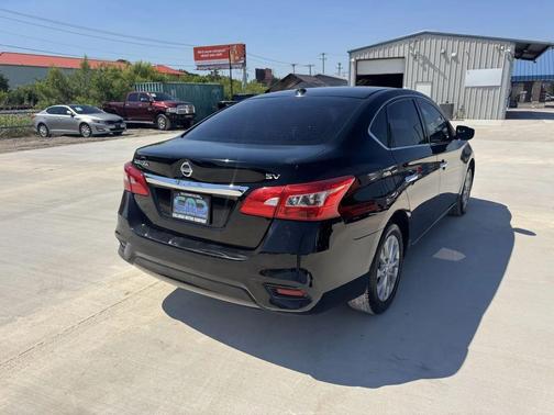 Super Black 2017 Nissan Sentra SV