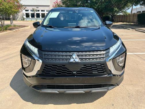 2023 Mitsubishi Eclipse Cross LE