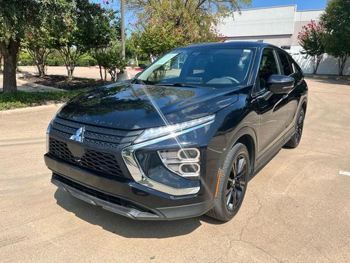 2023 Mitsubishi Eclipse Cross LE