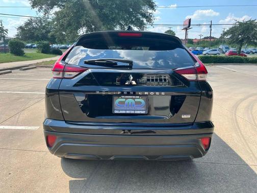 2023 Mitsubishi Eclipse Cross LE