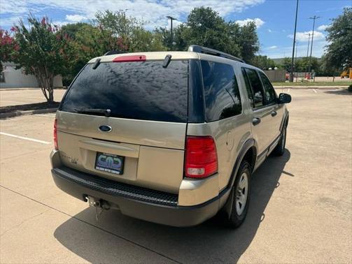2003 Ford Explorer XLT
