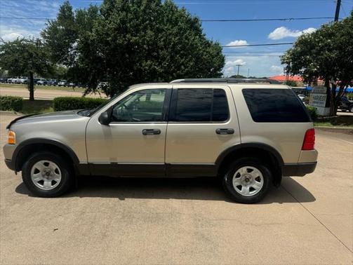 2003 Ford Explorer XLT