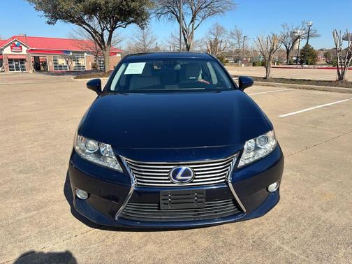 2013 Lexus ES 300h Base