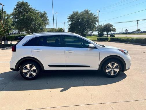 2019 Kia Niro LX