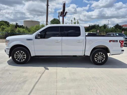 White Platinum Metallic Tri-Coat 2019 Ford F-150 XLT