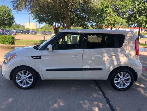 2013 Kia Soul Base