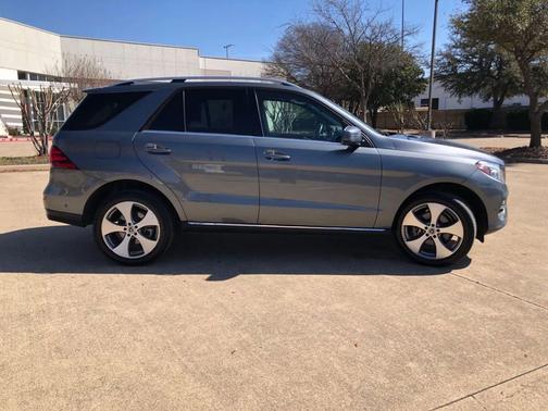 Gray 2018 Mercedes-Benz GLE 350 Base