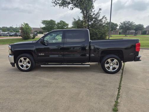 Black 2017 Chevrolet Silverado 1500 1LT