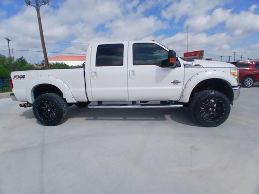 White Platinum Metallic Tri-Coat 2013 Ford F-250 Lariat