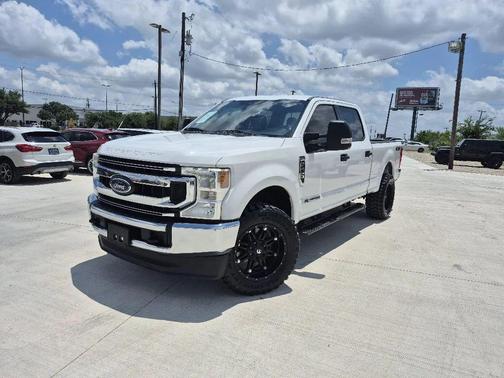 White Platinum Metallic Tri-Coat 2020 Ford F-250 XL