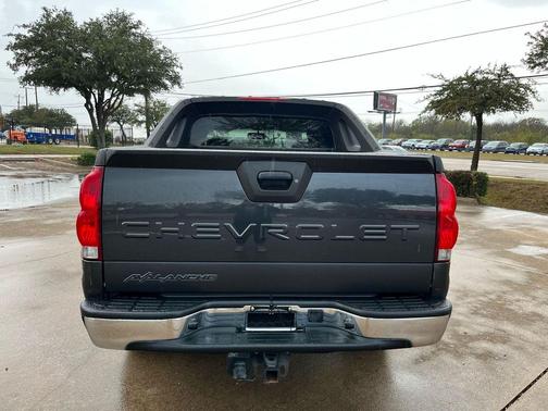 2005 Chevrolet Avalanche 1500 Z66