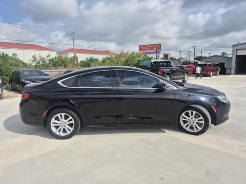 Black Clearcoat 2016 Chrysler 200 LX