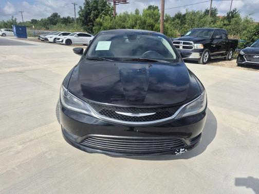 Black Clearcoat 2016 Chrysler 200 LX