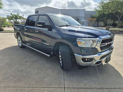 Patriot Blue Pearlcoat 2020 RAM 1500 Lone Star