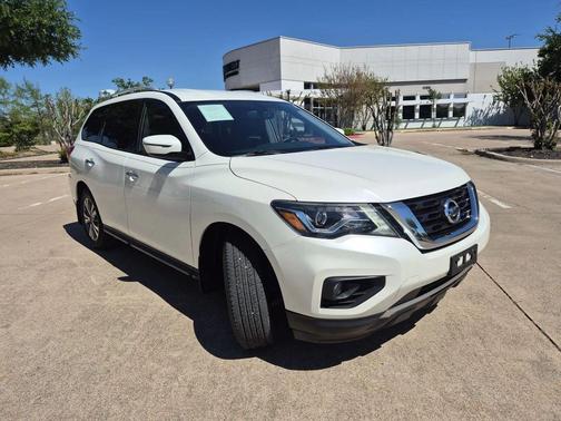 Pearl White Tricoat 2020 Nissan Pathfinder SV 2WD