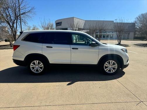 2016 Honda Pilot LX