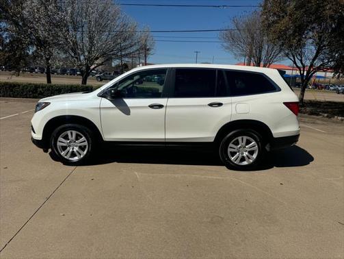 2016 Honda Pilot LX