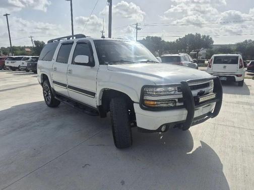 Summit White 2004 Chevrolet Suburban 1500 Z71