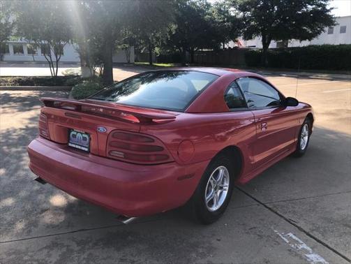 1995 Ford Mustang Base