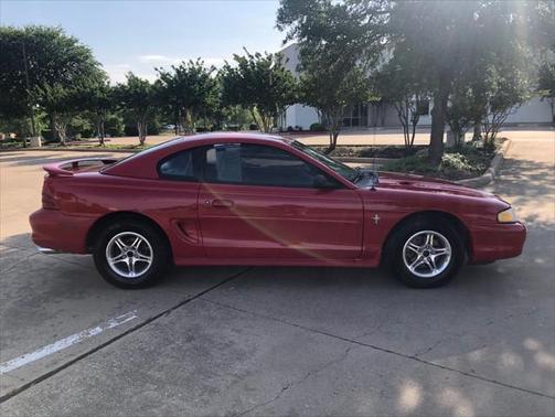 1995 Ford Mustang Base