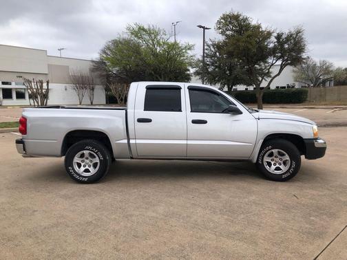 2005 Dodge Dakota SLT Quad Cab