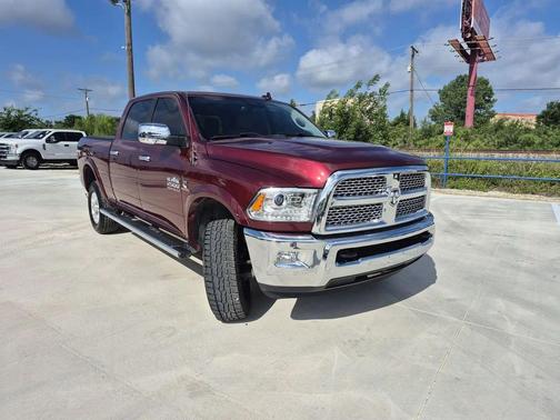Delmonico Red Pearlcoat 2018 RAM 2500 Laramie Crew Cab 4x4 6'4' Box