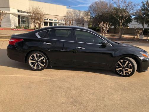 2017 Nissan Altima 2.5 SR