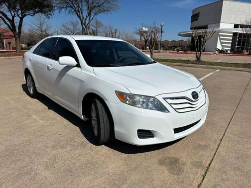 White 2010 Toyota Camry LE