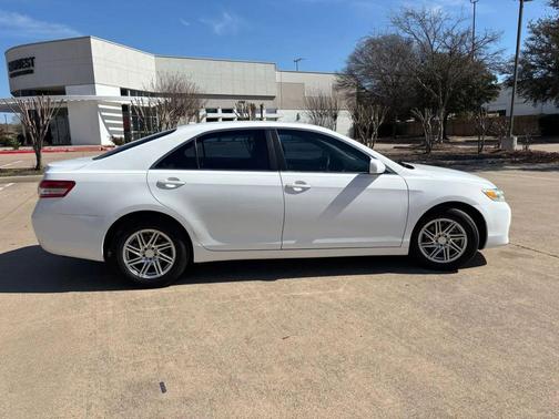 White 2010 Toyota Camry LE