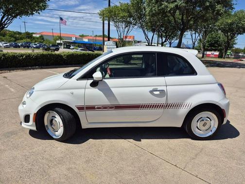 2019 FIAT 500 Lounge