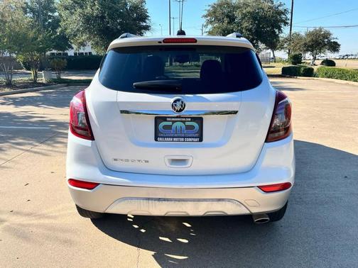 White 2020 Buick Encore Preferred