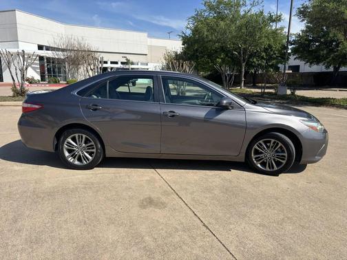 Gray 2016 Toyota Camry SE