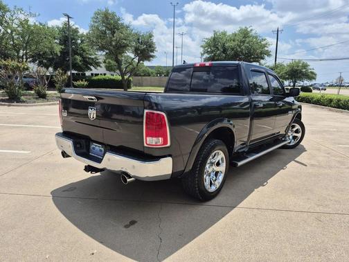 Maximum Steel Metallic Clearcoat 2014 RAM 1500 Laramie