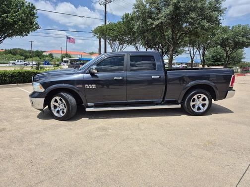 Maximum Steel Metallic Clearcoat 2014 RAM 1500 Laramie